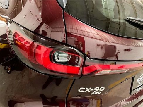 Certified 2024 MAZDA CX-90 3.3 Turbo w/ Premium Plus Pkg image 31