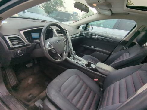 Used 2015 Ford Fusion SE w/ Equipment Group 201A FWD image 7