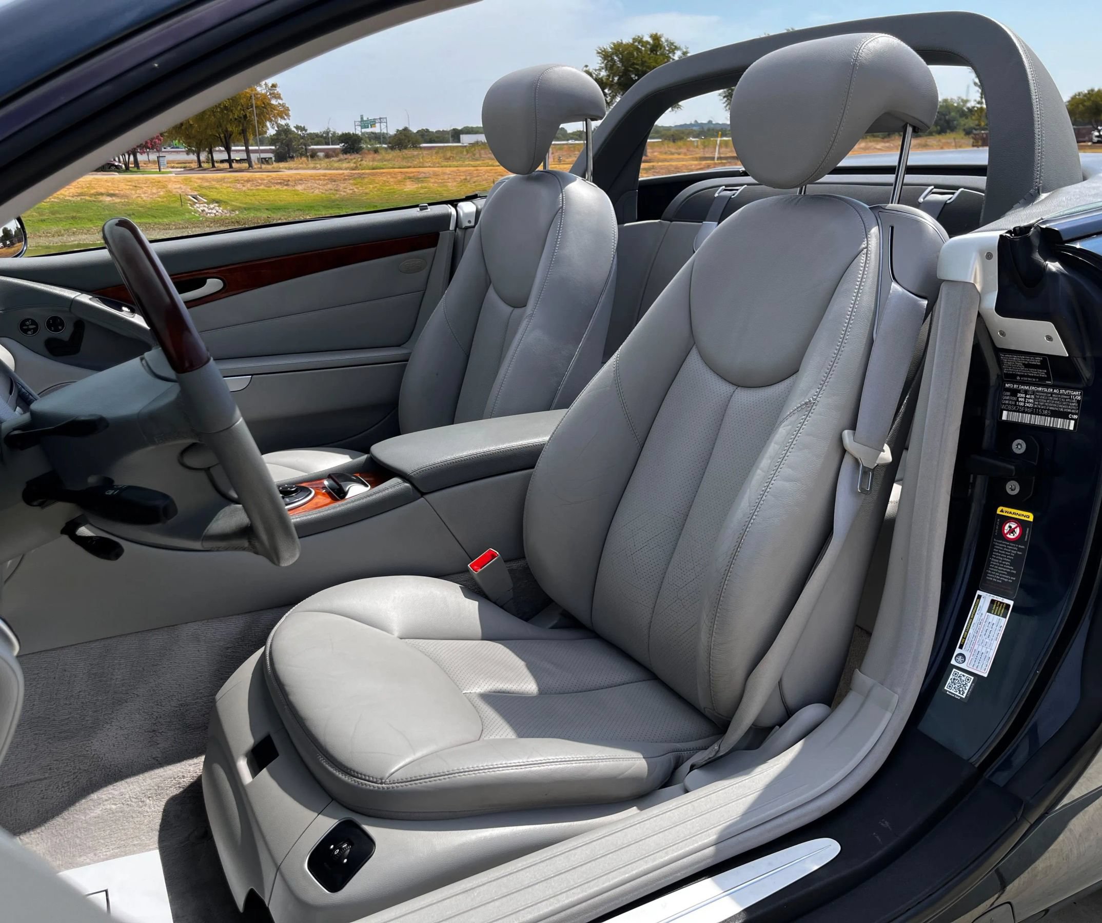 Used 2006 Mercedes-Benz SL 500 image 24