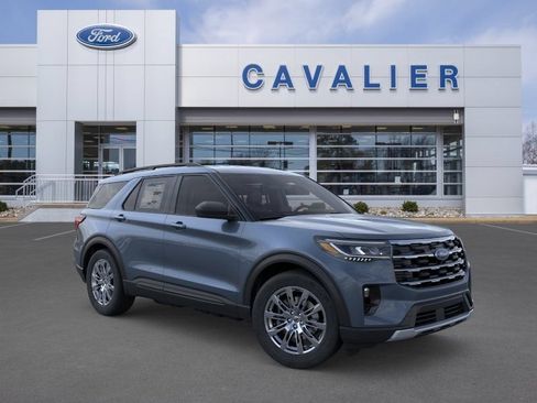 Used 2026 Ford Explorer Active w/ Active Comfort Package AWD/4WD image 7