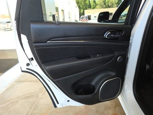 Used 2019 Jeep Grand Cherokee High Altitude AWD/4WD image 46