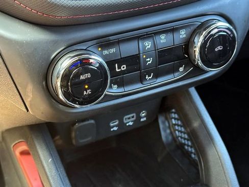 Certified 2023 Chevrolet TrailBlazer RS w/ Convenience Package FWD image 27
