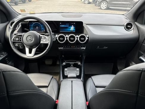 Used 2021 Mercedes-Benz GLA 250 4MATIC image 8