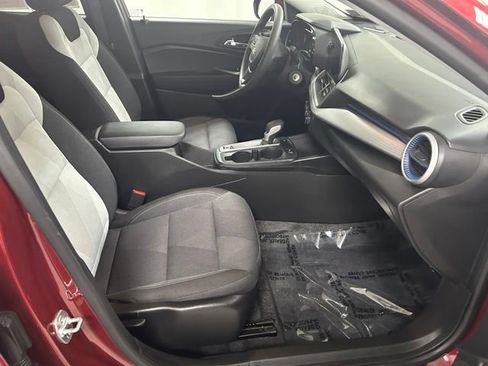 Used 2024 Chevrolet Trax LS w/ LS Convenience Package FWD image 13