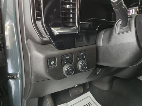 Used 2025 Chevrolet Silverado 1500 LT AWD/4WD image 20