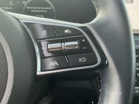 Used 2024 Kia Seltos EX image 22