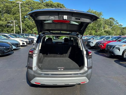 Certified 2023 Nissan Rogue SV w/ SV Premium B Package AWD/4WD image 13