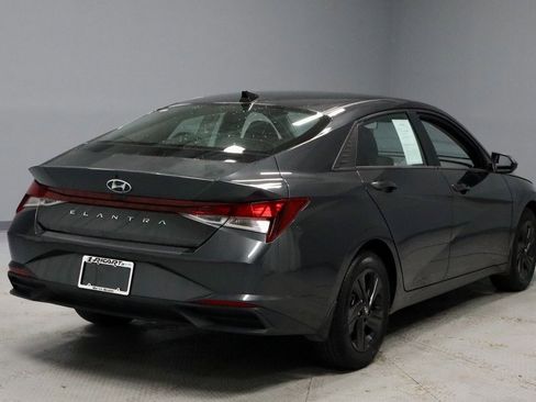 Certified 2023 Hyundai Elantra SEL image 10