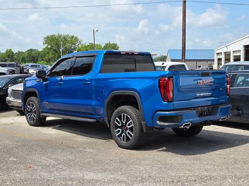 Used 2023 GMC Sierra 1500 AT4 w/ AT4 Premium Package AWD/4WD image 6