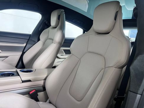 Certified 2020 Porsche Taycan Turbo S image 5