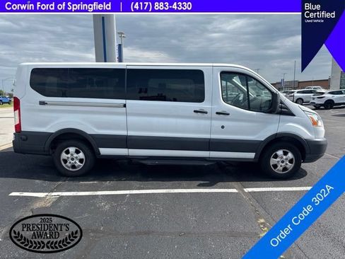 Used 2017 Ford Transit 350 XLT RWD image 4
