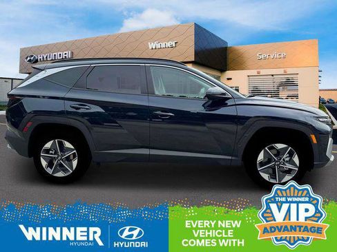 New 2025 Hyundai Tucson SEL image 9