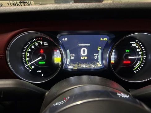 Used 2023 Jeep Wrangler Unlimited Rubicon 4xe AWD/4WD image 8