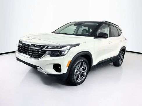 Used 2024 Kia Seltos S FWD image 3
