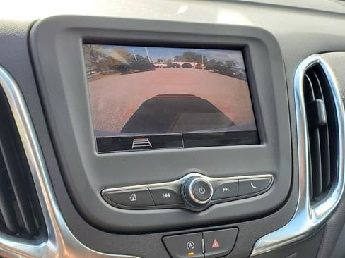 Used 2024 Chevrolet Equinox LT image 27