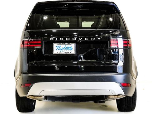 Used 2025 Land Rover Discovery S AWD/4WD image 8