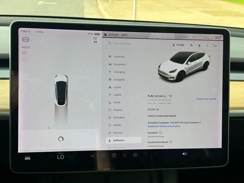 Used 2021 Tesla Model Y Long Range image 23