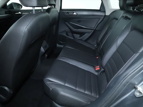 Certified 2021 Volkswagen Jetta SE w/ SE Cold Weather Package image 16