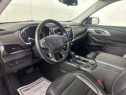 Used 2020 Chevrolet Traverse RS image 22