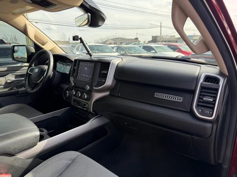 Used 2019 RAM 1500 Big Horn RWD image 15