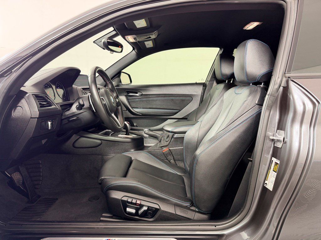 Used 2018 BMW M2 RWD image 20