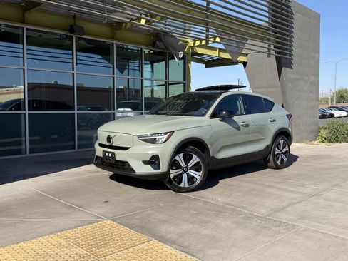 Used 2023 Volvo C40 P8 Recharge Plus image 1