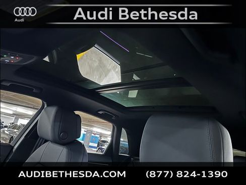 Certified 2025 Audi Q3 2.0T Premium Plus w/ Premium Plus Package image 26