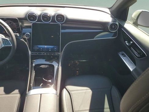 Certified 2025 Mercedes-Benz GLC 300 300 image 10