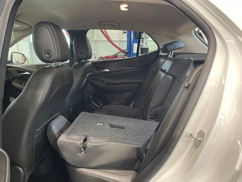 Used 2023 Buick Encore GX Select FWD image 17