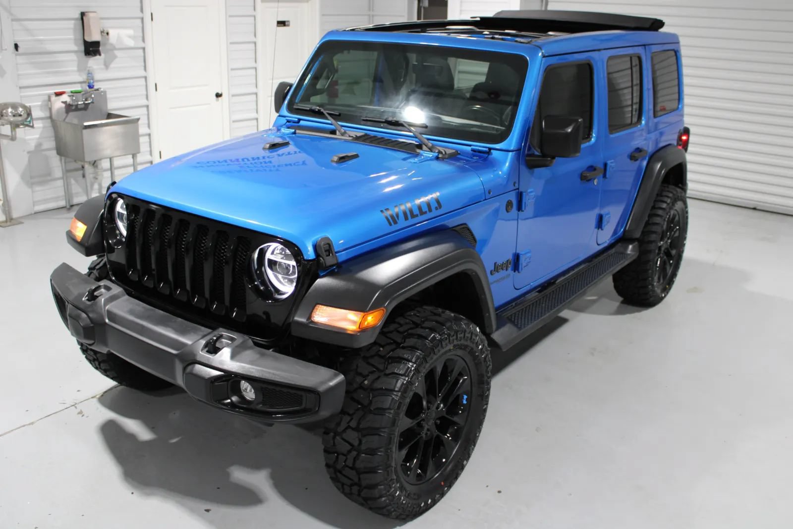 Used 2022 Jeep Wrangler Unlimited Sport AWD/4WD image 37