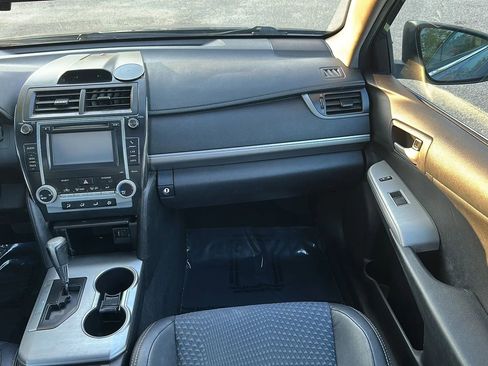 Used 2012 Toyota Camry SE image 26