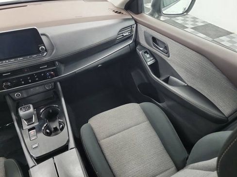 Certified 2021 Nissan Rogue S FWD image 15