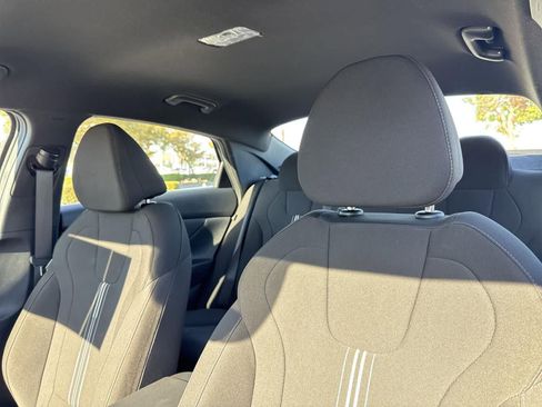 Certified 2025 Hyundai Elantra Sport w/ Cargo Package image 24