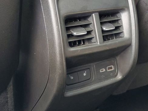 Used 2021 Cadillac XT4 Premium Luxury w/ Cold Weather Package image 30