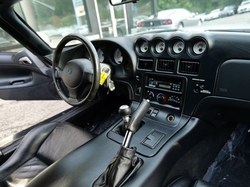 Used 1999 Dodge Viper GTS image 33