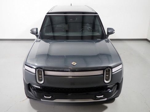 Used 2024 Rivian R1S AWD Adventure image 12