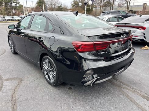 Used 2023 Kia Forte GT-Line w/ GT-Line Premium Package image 3