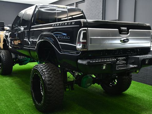 Used 2016 Ford F250 Platinum w/ FX4 Off-Road Package image 2