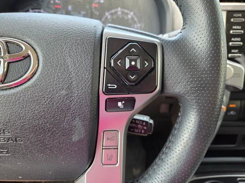 Used 2022 Toyota 4Runner SR5 RWD image 30