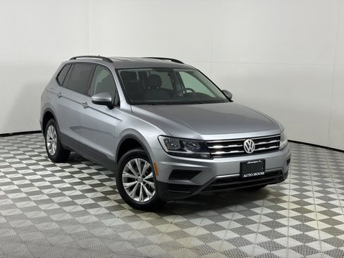 Used 2020 Volkswagen Tiguan S FWD image 2