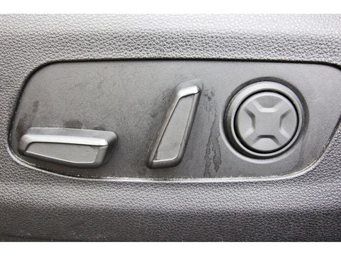 Used 2024 Kia Carnival SX Prestige FWD image 35