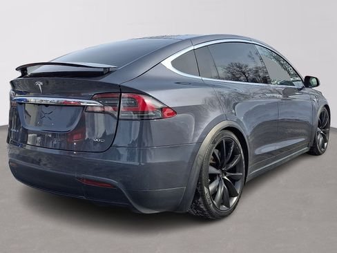 Used 2016 Tesla Model X 90D image 6