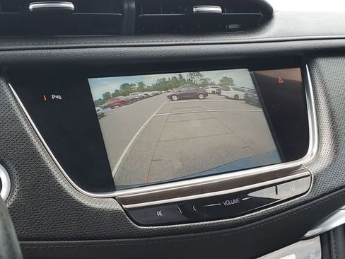 Used 2019 Cadillac XT5 Luxury FWD image 22