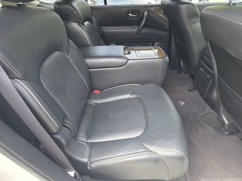 Used 2015 INFINITI QX80 4WD w/ Driver's Assistance Package image 20