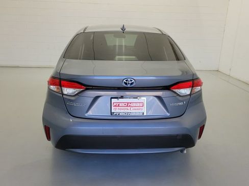Used 2021 Toyota Corolla LE FWD image 8