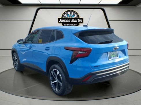 Used 2024 Chevrolet Trax RS w/ Driver Confidence Package FWD image 6