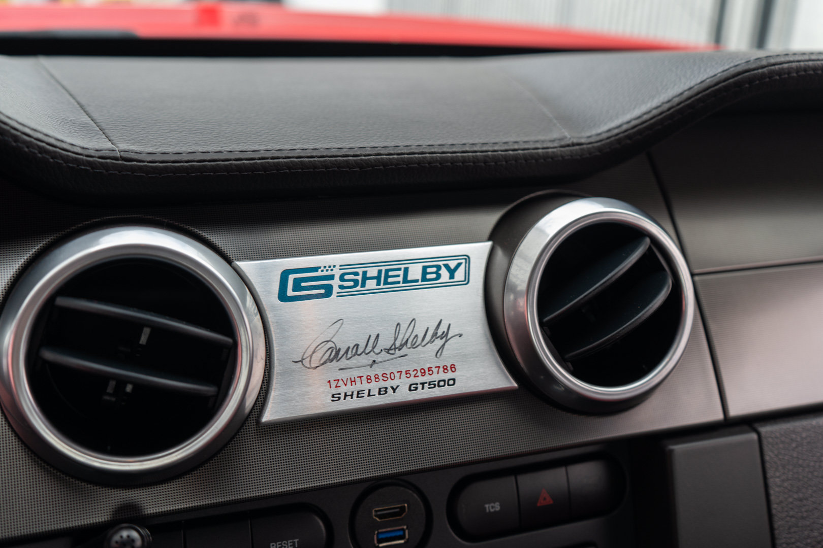 Used 2007 Ford Mustang Shelby GT500 RWD image 15