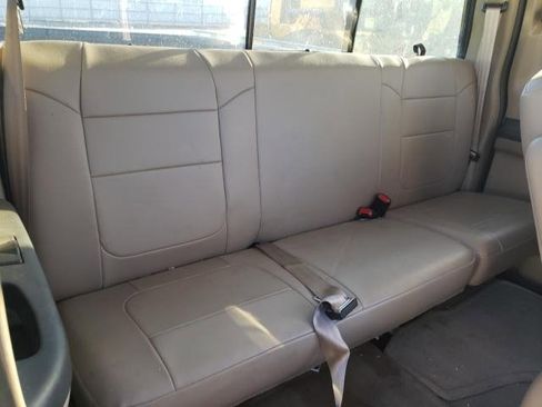 Used 2005 Ford F250 Lariat AWD/4WD image 6