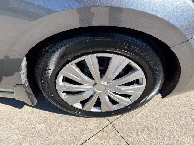 Used 2020 Nissan Sentra S w/ Trunk Package FWD image 9
