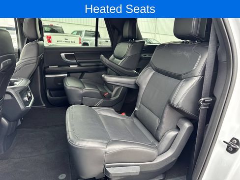 Used 2025 Ford Expedition Max Platinum w/ Stealth Appearance Package AWD/4WD image 12